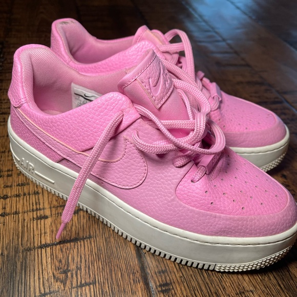 Platform Airforces! 🫶 - Picture 2 of 4